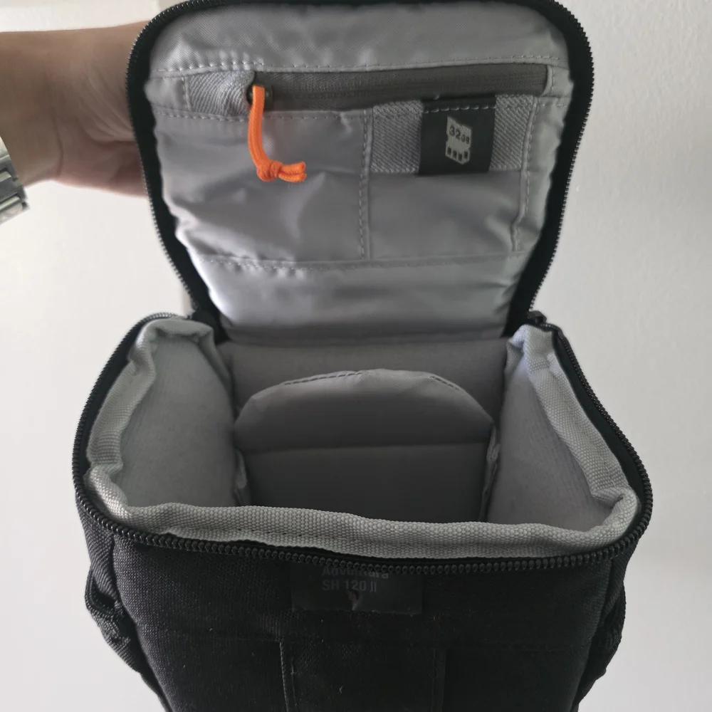 Aventura Black Camera Bag